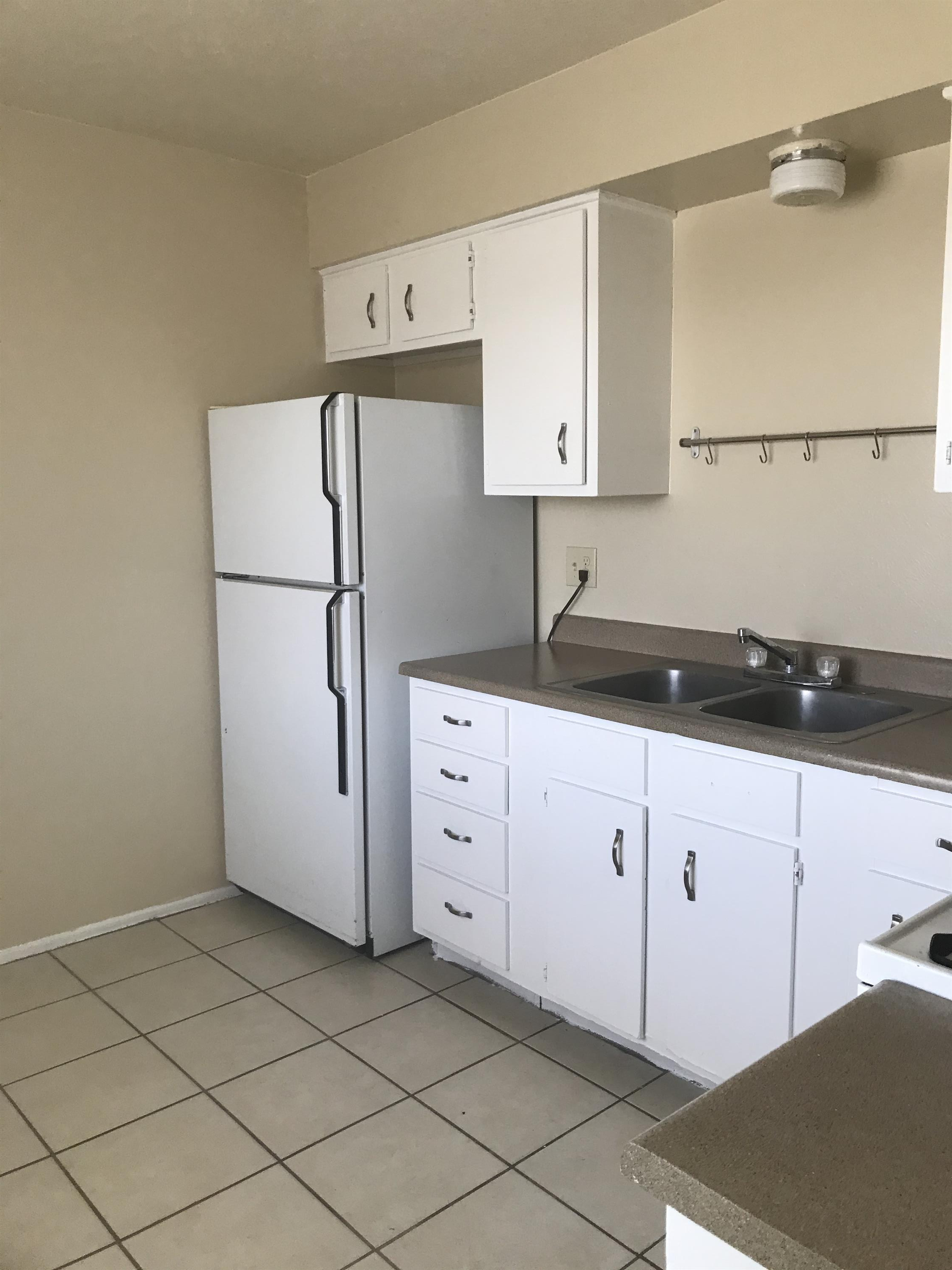 3213 Alta Monte Ave NE, Unit 4